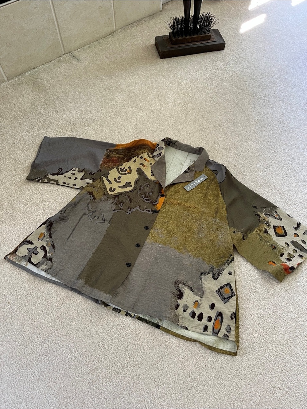 Artful print women’s swing shirt.